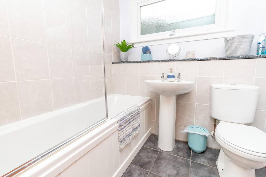 'Sunset View' Eclectic & Stylish One Bed Apartment Newport-On-Tay Exterior photo